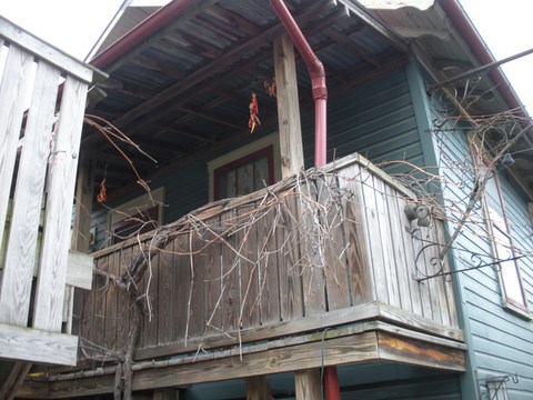 Looking for carriage houses for rent in Kent, Ohio? The KentSuites has them in the downtown area, featuring apartments with outside porches and much more. Learn more in this blog post.